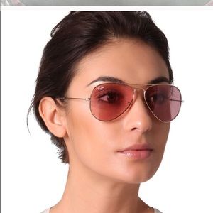 Gold and pink Ray-Ban aviators